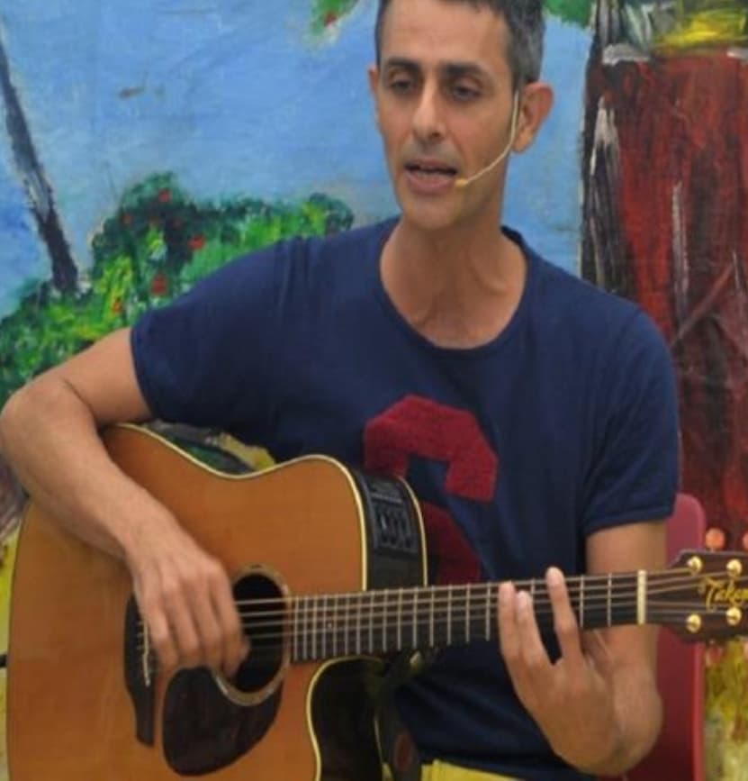 הצחוק שמתחבא לגילי 1.5 3 הצגה אינטראקטיבית לגילי 1.5 3