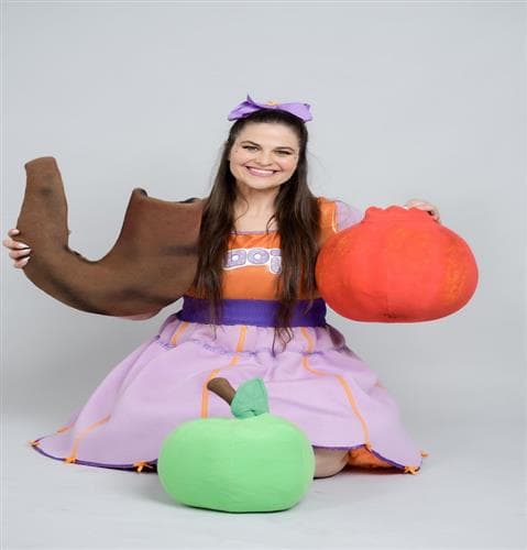 קסם מארחת לשנה החדשה לגיל 2 3 הצגה אינטראקטיבית לגילי 2 3